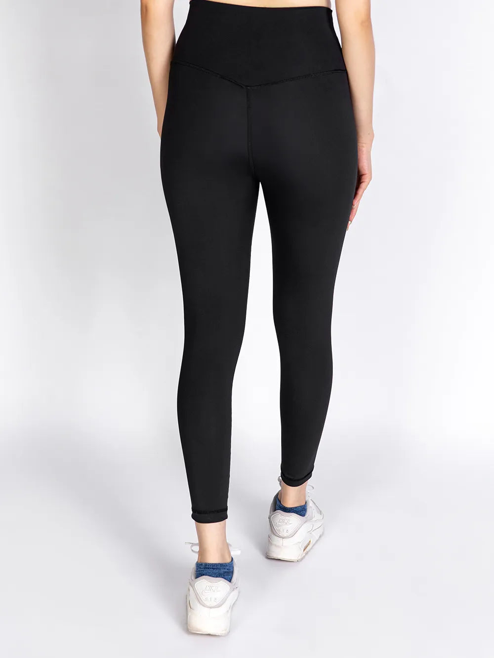 LFA Ultra Push Up Legging