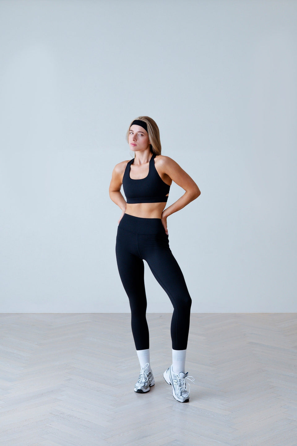 Athletic Core Sculpt X Cross Strap Sports Bra